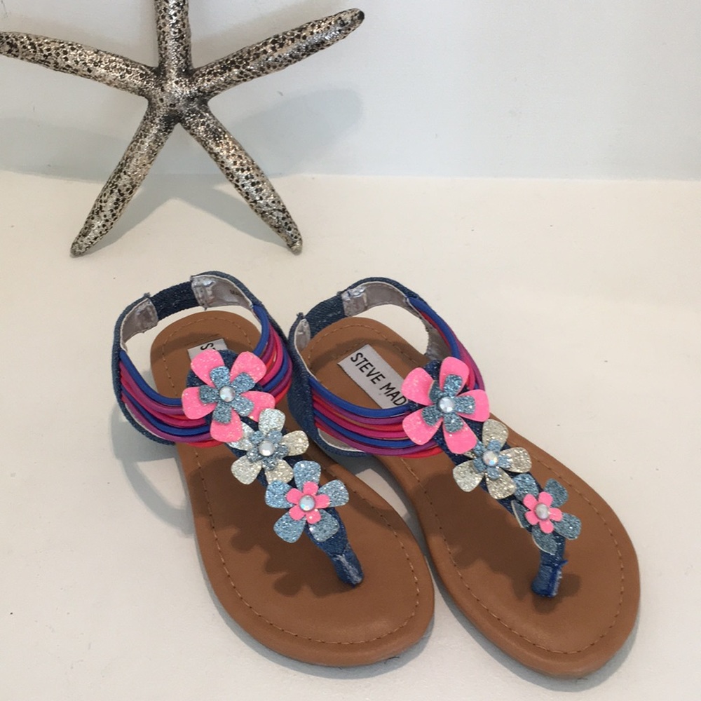 Steve Madden girl sandals